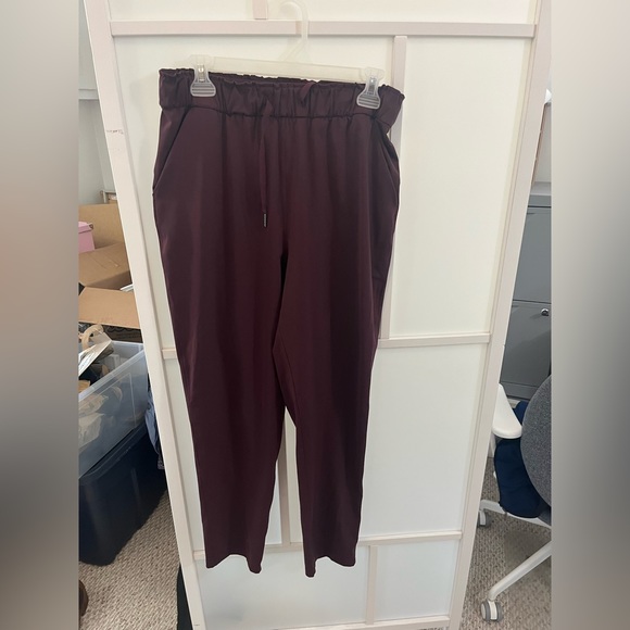 Lululemon Stretch 7/8 Pant | Size 8 - Picture 6 of 7
